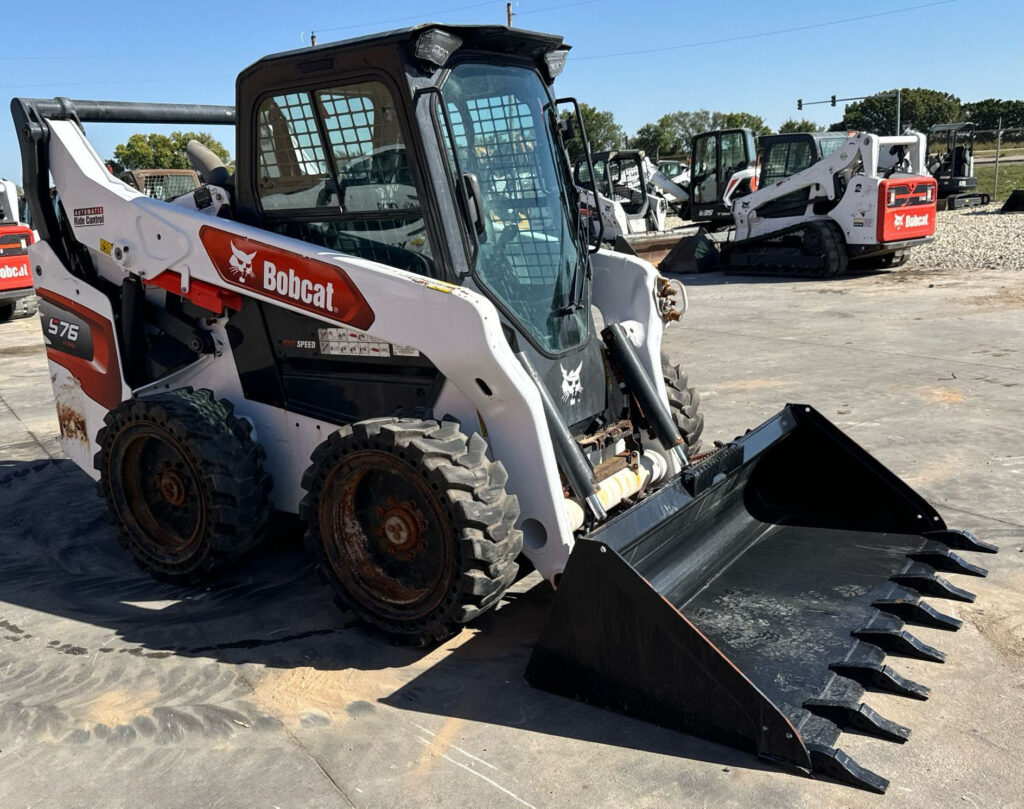 2022 Bobcat S76