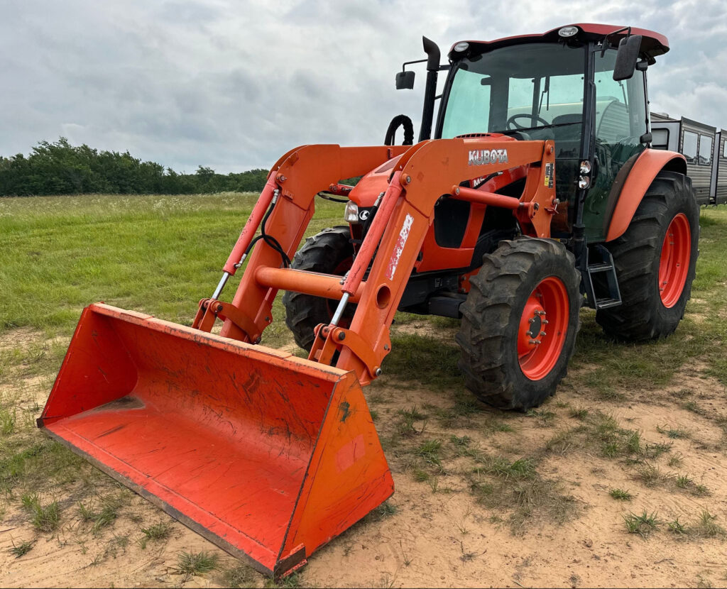 2017 Kubota M5-091